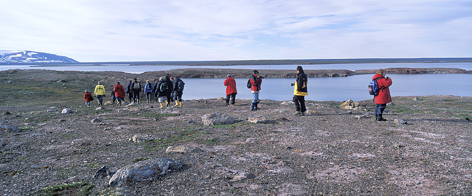 Für die Besucher von Spitzbergen dürfte sich gemäss neusten Beschlüssen nicht viel ändern.